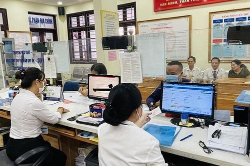 Chủ tịch TP. Hà Nội yêu cầu ưu tiên rút ngắn thời gian xử lý 5 nhóm hồ sơ thủ tục