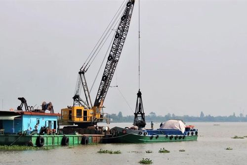 Thanh tra Chính phủ đề nghị Vĩnh Long làm rõ 38 mỏ cát không qua đấu giá, chuyển hai dự án sang Bộ Công an