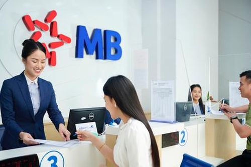 Manulife Việt Nam trở thành cổ đông nắm giữ trên 1% vốn của MB