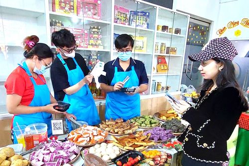 Mua sắm đa kênh trở thành xu hướng của người tiêu dùng Việt