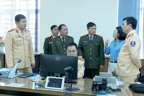 Công an Ninh Bình chung sức, đồng lòng thực hiện chủ trương tinh gọn bộ máy