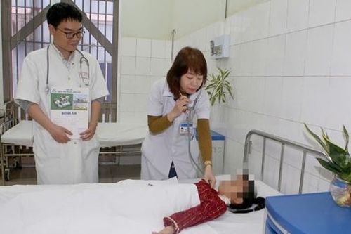 Cháu bé 7 tuổi sốc tim nguy kịch tính mạng được cứu sống ngoạn mục