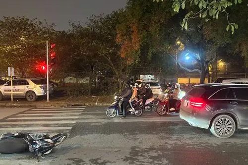 Tình tiết đáng ngờ vụ ô tô cố tình đâm xe máy