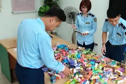Thuốc lá điện tử bán công khai sau nhiều tháng im ắng