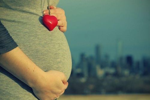 Vợ sinh con sau khi chồng đã mất 3 năm, em bé chào đời vẫn là con 'chính chủ'