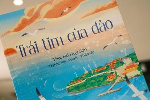 Ra mắt tập thơ 'Trái tim của đảo'