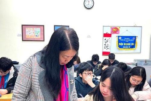 Hà Nội: Nghiêm cấm cắt xén chương trình các môn học