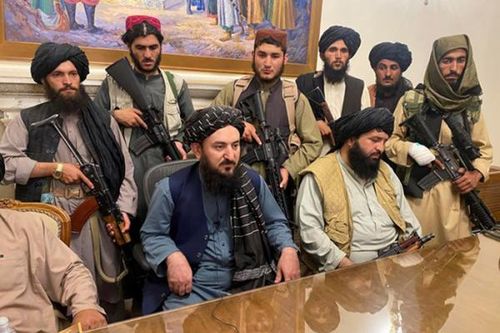 Taliban đang trên đà sụp đổ?