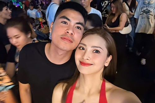 Đức Huy gọi bạn gái hơn tuổi là 'bà chị'