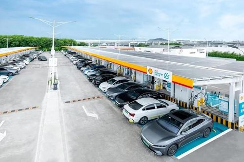 Cổ phiếu BYD tăng đột biến nhờ công nghệ sạc xe điện 5 phút