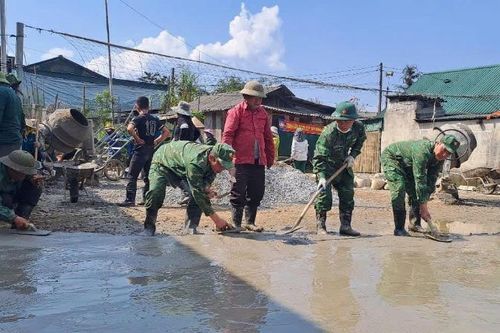 'Tháng Ba biên giới' trên tuyến biên giới Việt-Lào