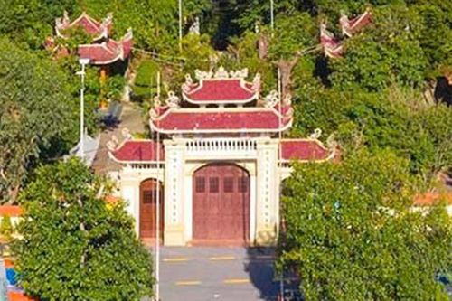 Hồn thiêng nơi cửa biển