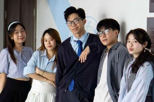 Hành trình kiến tạo tri thức của nữ sinh Ngoại giao