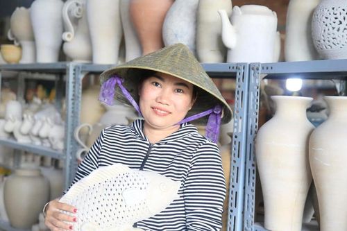 Thao thức làng nghề Đông Nam bộ - Bài 2: Nặng nợ với gốm