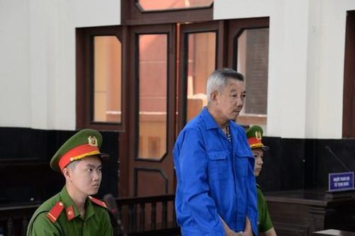 Đánh bạn nhậu tử vong vì tiểu tiện trong nhà