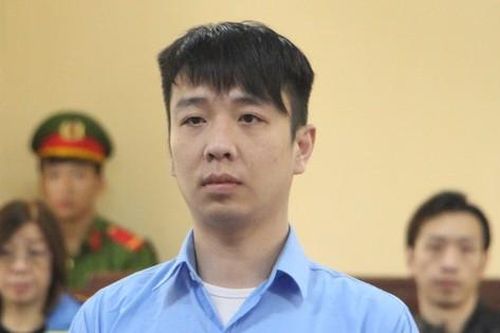 Lái xe gây tai nạn sau khi uống bia, du khách nước ngoài lĩnh 12 tháng tù