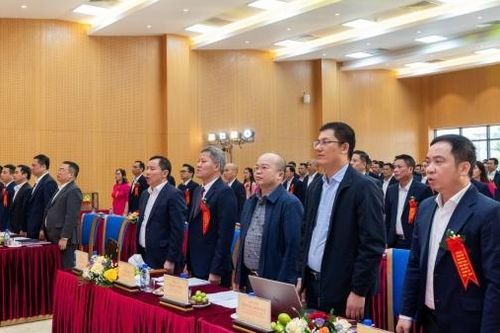 Quyết tâm phấn đấu trở thành nhà máy điện hiệu quả cao