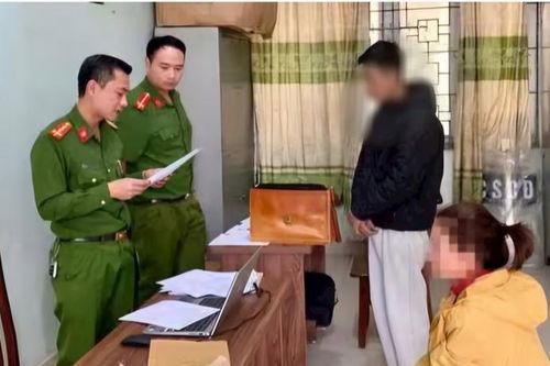 Dùng dao chém hàng xóm vì mâu thuẫn khi nhặt bóng