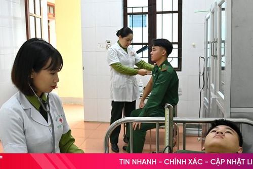 Nữ quân y giỏi nghiệp vụ, xuất sắc về thể thao