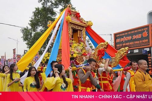 Trang nghiêm lễ cầu quốc thái dân an ở chùa Hộ Quốc
