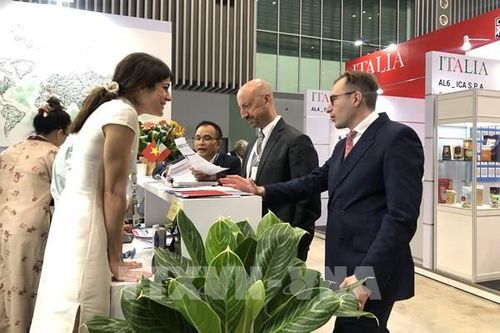 Doanh nghiệp Italy giới thiệu giải pháp đóng gói bao bì thân thiện môi trường