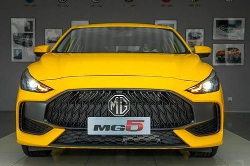 MG5 xả hàng tồn, giảm giá mạnh để bán nhanh
