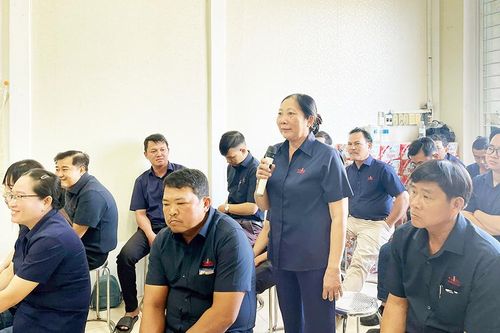 Công đoàn tham gia thực hiện quy chế dân chủ cơ sở