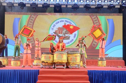 Nhiều hoạt động mừng Lễ hội Văn hóa truyền thống huyện Châu Phú lần thứ XXIII