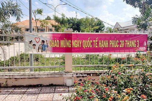 Ngày Quốc tế Hạnh phúc - tôn vinh sự yêu thương, chia sẻ