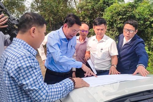 Nhanh chóng hoàn chỉnh hồ sơ trình UBND tỉnh phê duyệt Dự án Đường vào khu mộ bác sĩ A. Yersin