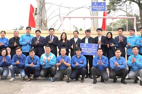 Bàn giao công trình 'Điểm vui chơi'