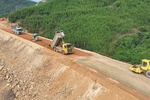 Gấp rút khơi thông nguồn lực đầu tư công