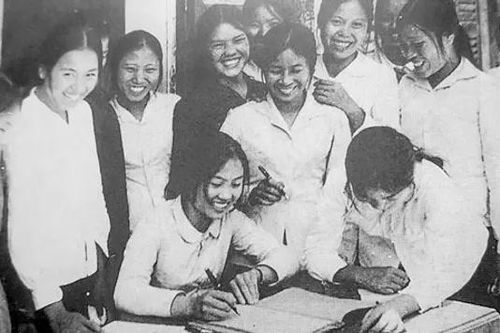 Sáng mãi tinh thần phụ nữ 'Ba đảm đang'