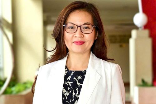 Tiến sĩ Bùi Thị Hồng Hạnh làm Hiệu trưởng Trường Phổ thông Năng khiếu