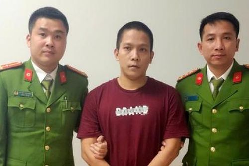Đối tượng trốn truy nã quốc tế bị bắt khi nhập cảnh về Việt Nam