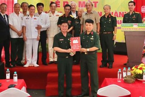 Ra mắt Câu lạc bộ 'Trái tim người lính Phương Nam' mới