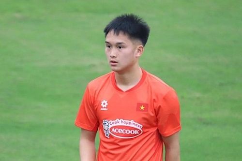 Đội hình U22 Việt Nam vs U22 Hàn Quốc: Tiền vệ Việt kiều dự bị