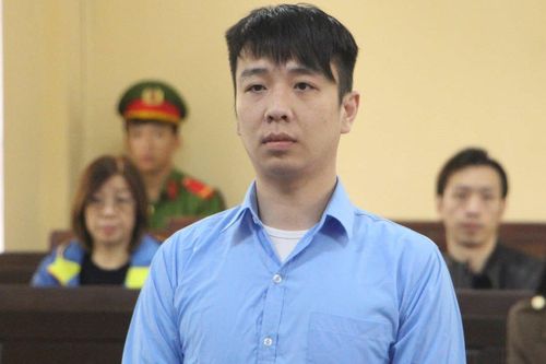 Uống 5 lon bia, nam du khách gây tai nạn khiến bạn gái tử vong