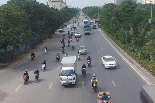 Hà Nội nắng ấm về trưa và chiều, sau đó oi nóng