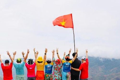 Đón đầu khách du lịch 'thời bão giá'