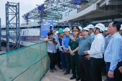 Thủ tướng lần thứ bảy thị sát sân bay Long Thành, yêu cầu nếu chậm tiến độ thì thay người