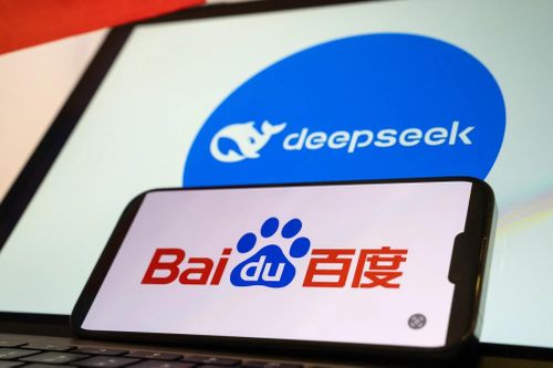 Đối thủ mới của DeepSeek R1