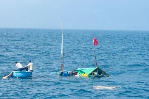 Quảng Nam: chìm tàu cá, 1 ngư dân tử vong và 4 người mất tích
