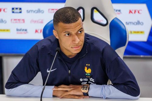 Mbappe nhận lỗi
