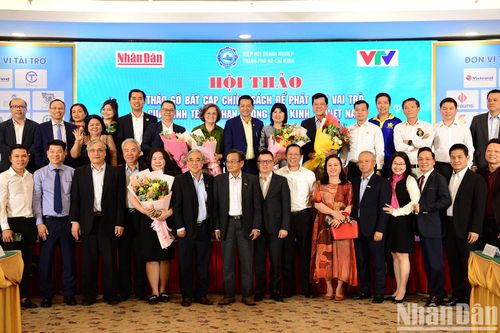Toàn cảnh Hội thảo 'Tháo gỡ bất cập chính sách để phát huy vai trò của kinh tế tư nhân trong nền kinh tế Việt Nam'