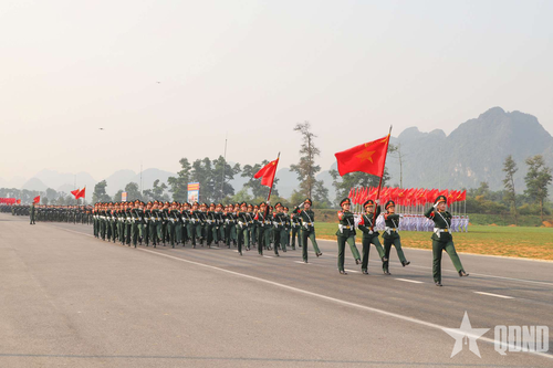 Quân khu 2 kiểm tra, giao nhiệm vụ cơ động cho các lực lượng tham gia diễu binh, diễu hành