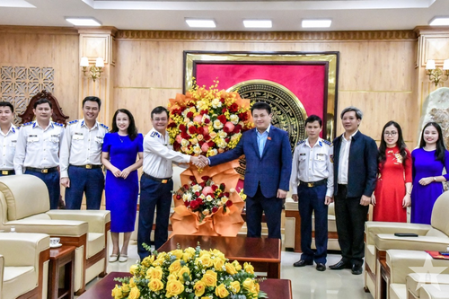 Vùng Cảnh sát biển 2 chúc mừng kỷ niệm 50 năm Ngày Giải phóng tỉnh Quảng Ngãi