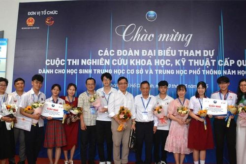 Dự án hỗ trợ nông dân trồng sầu riêng, cà phê đạt giải cấp quốc gia