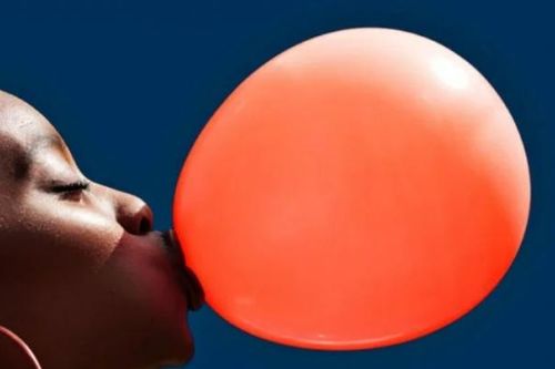 Sự thật đáng lo ngại về kẹo cao su