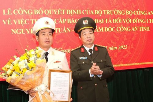 Phó Giám đốc công an tỉnh Bắc Giang Nguyễn Thế Tuấn được thăng hàm Đại tá